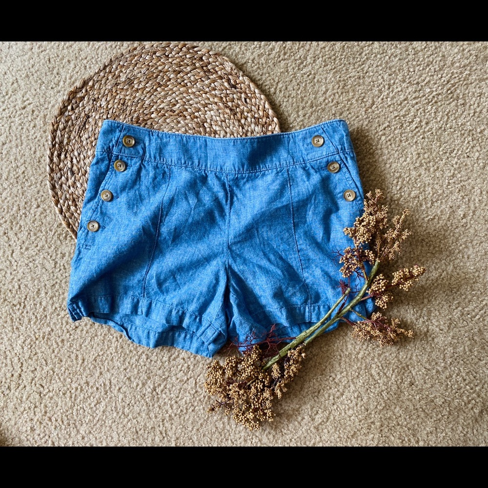 Linen shorts